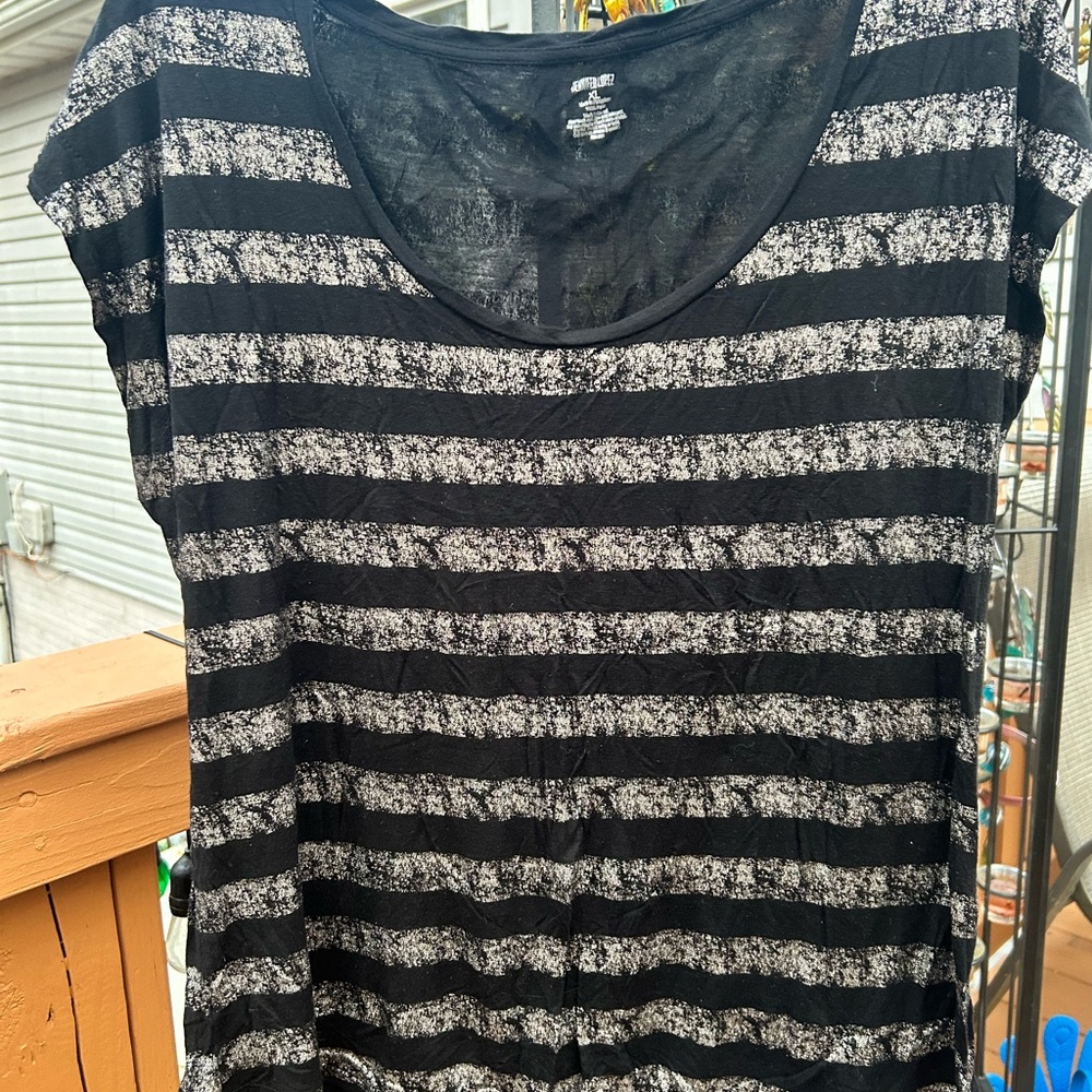 Jennifer Lopez Black& Silver striped shirt, size XL. Excellent condition